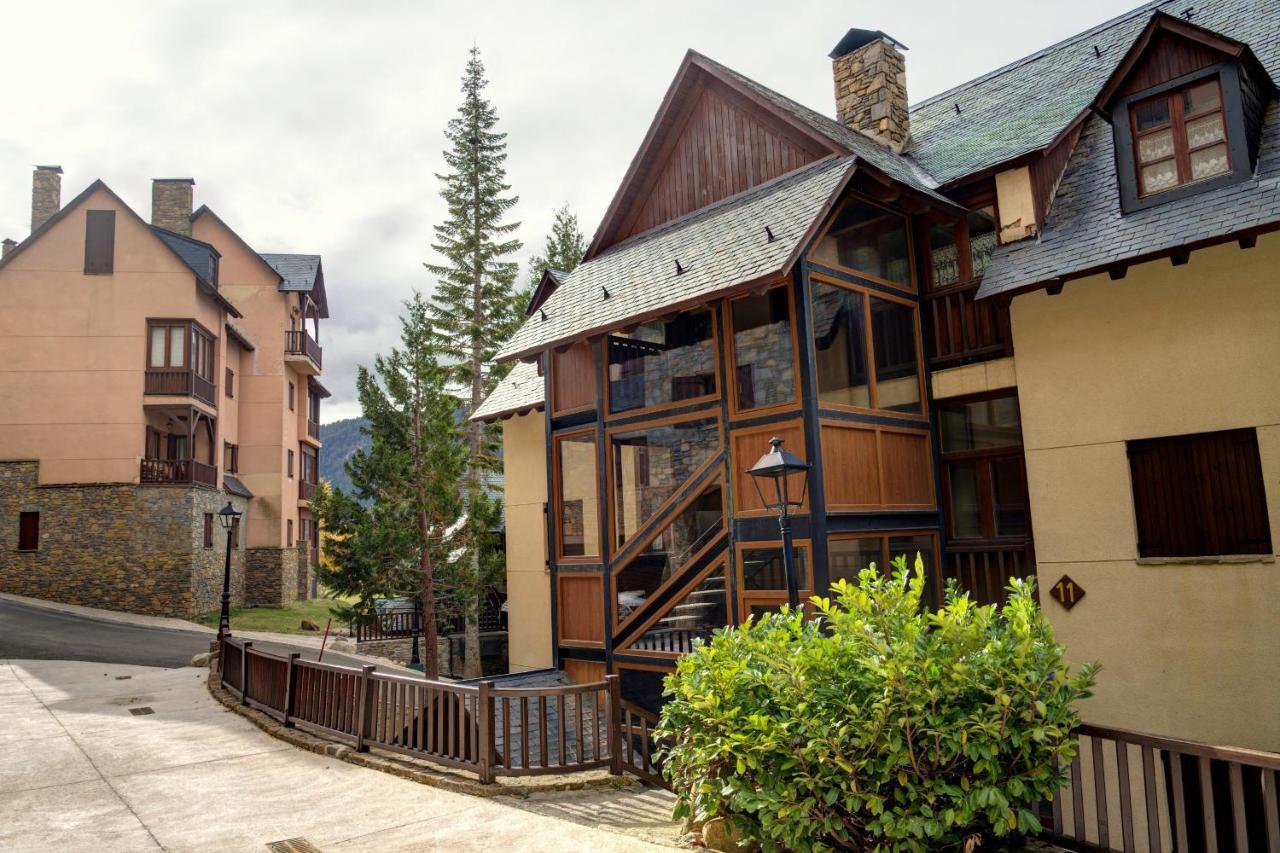 Lebre By Totiaran Apartamento Naut Aran Exterior foto