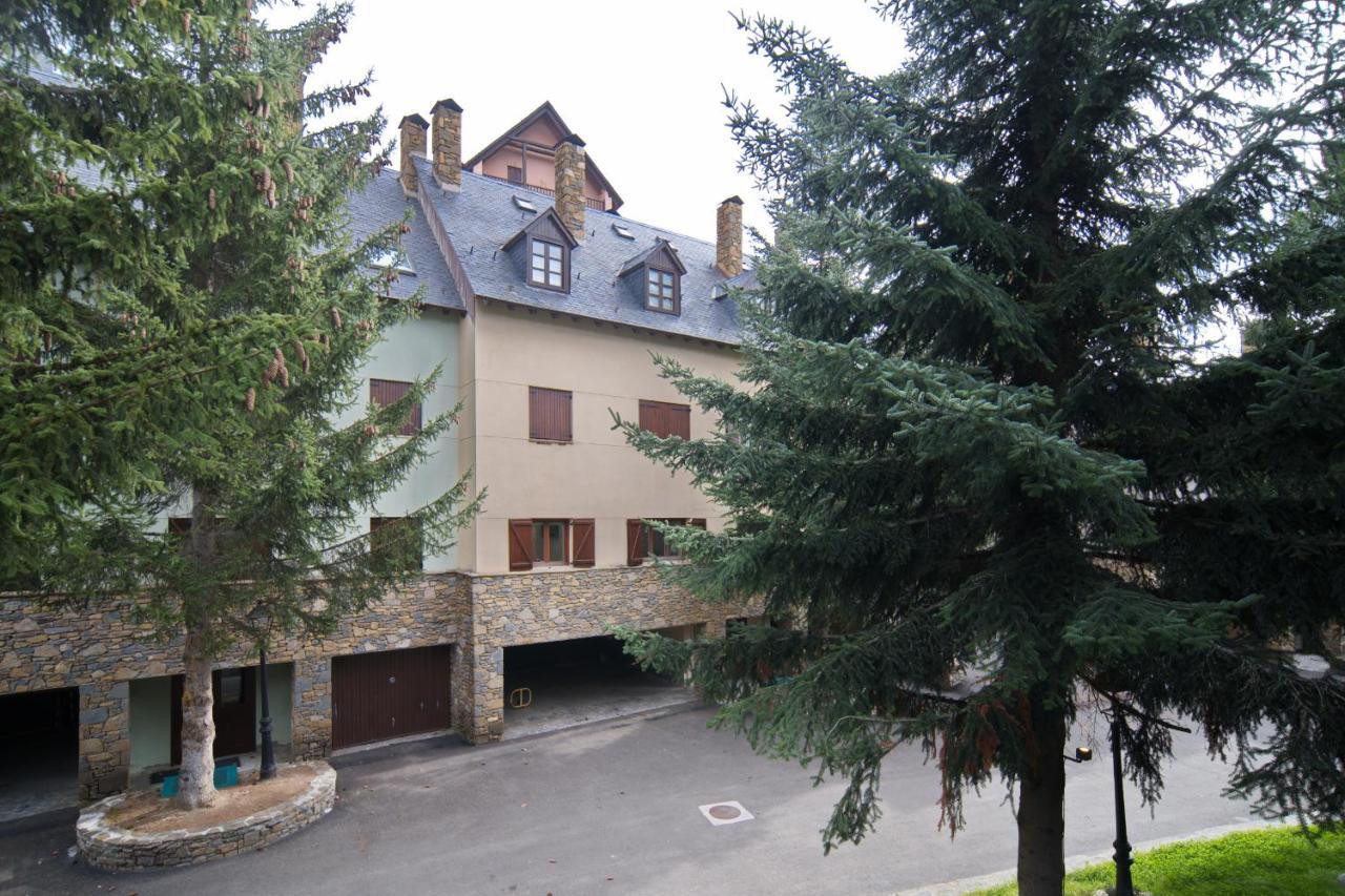 Lebre By Totiaran Apartamento Naut Aran Exterior foto
