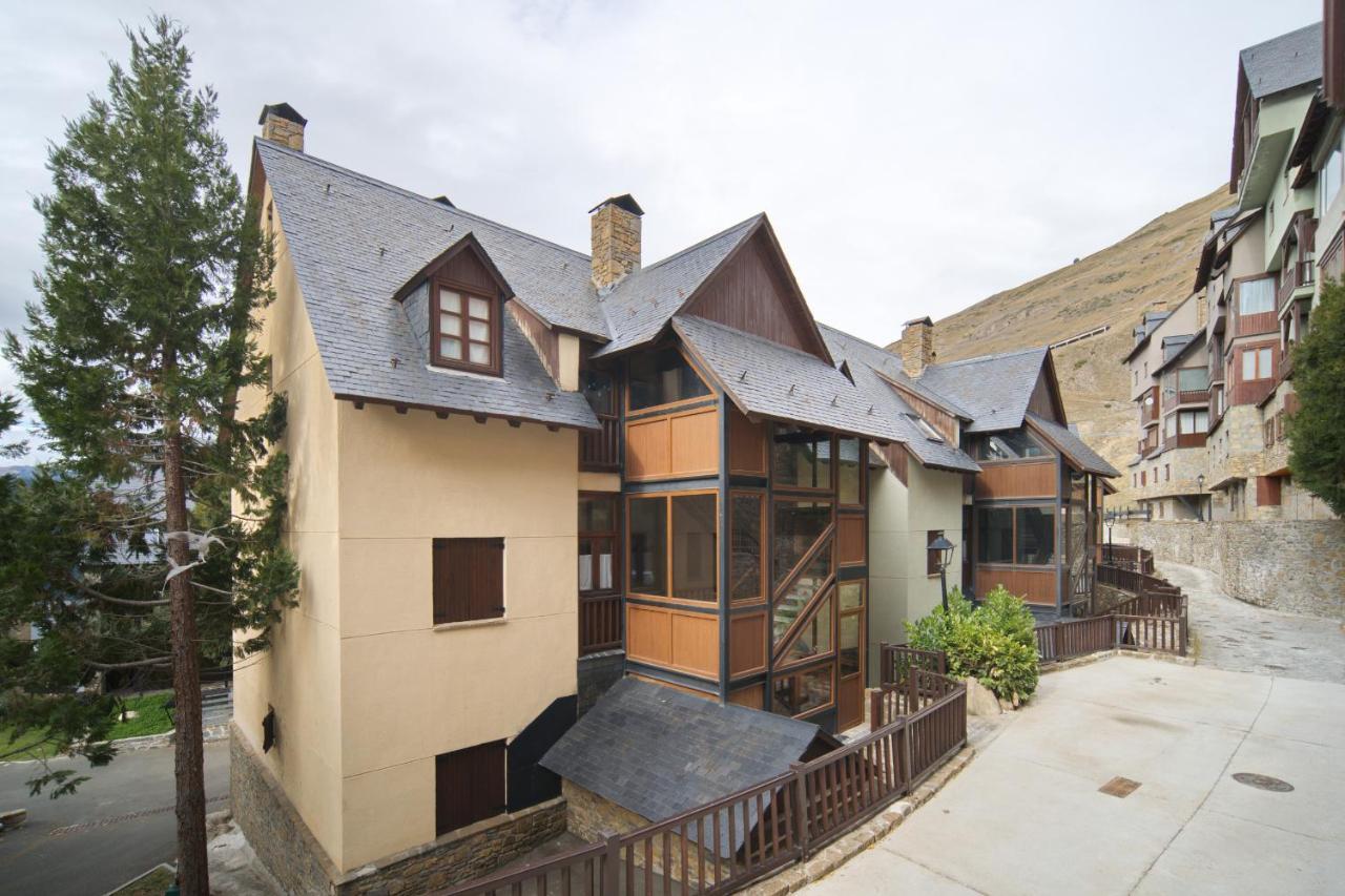 Lebre By Totiaran Apartamento Naut Aran Exterior foto